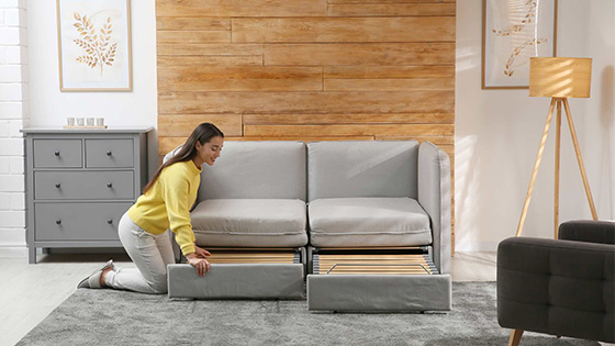 Kako prilagoditi raztegljivo sedežno garnituro za vsakodnevno spanje?